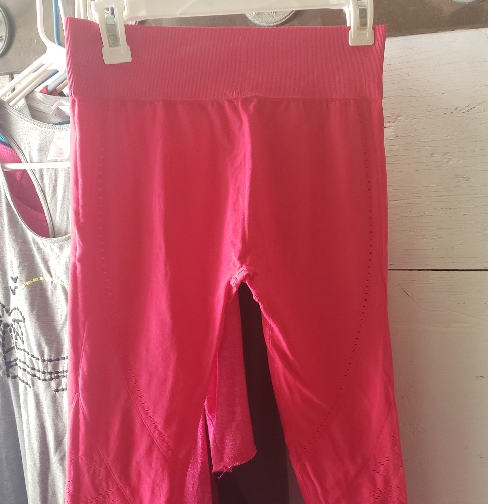 Fabletics yoga pants